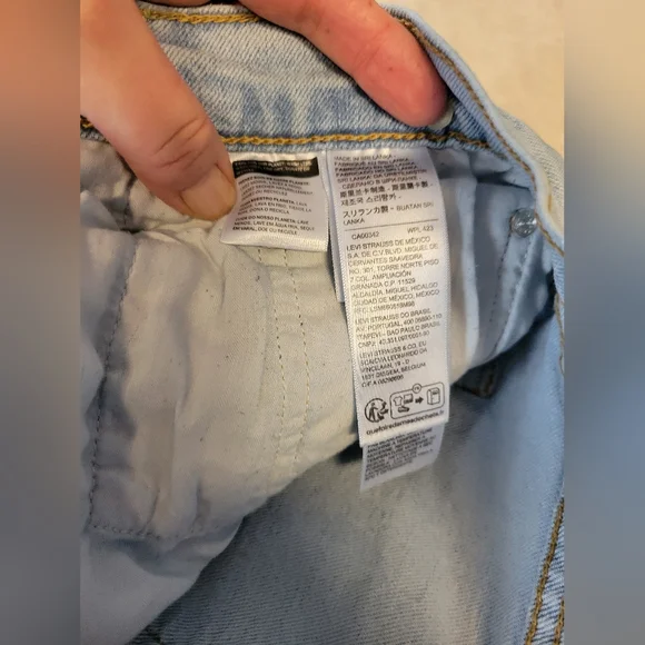 Rare Vintage Levi's women size 31 Ribcage Straight Ankle Jeans in Light Blue - Picture 7 of 10